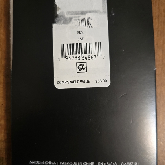 Karl Lagerfeld Gloves - Picture 4 of 5